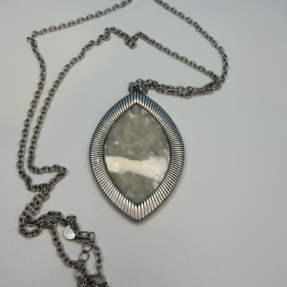 Silver Teardrop Pendant Necklace
